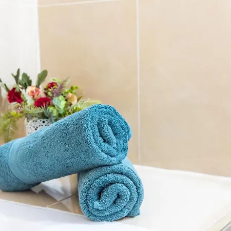 486 B Island Village *